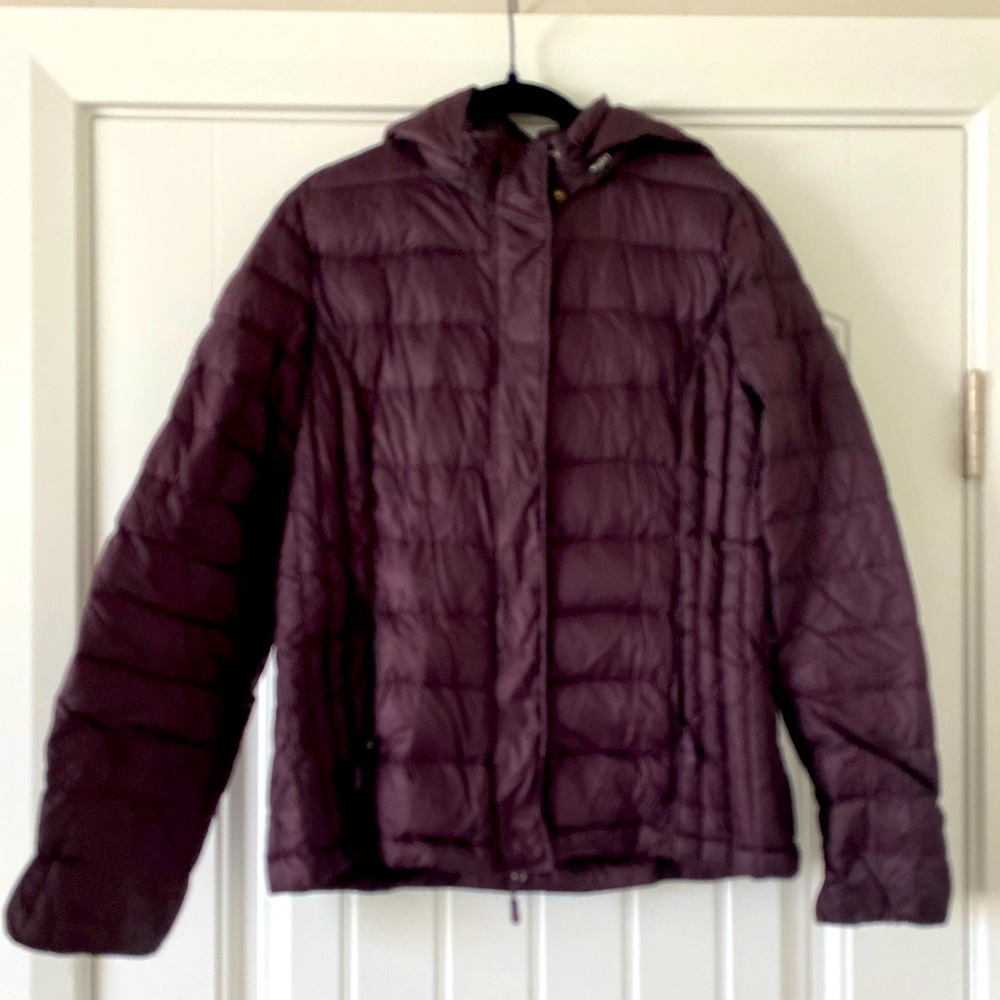 GUC 32 Heat packable plum colored jacket size M